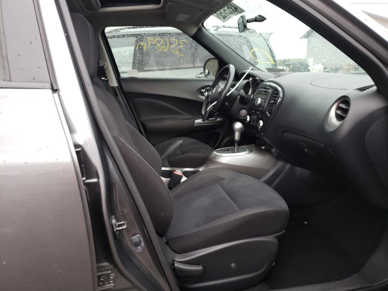 Photo 5 from auction – 2012 NISSAN JUKE S with VIN JN8AF5MV7CT112968
