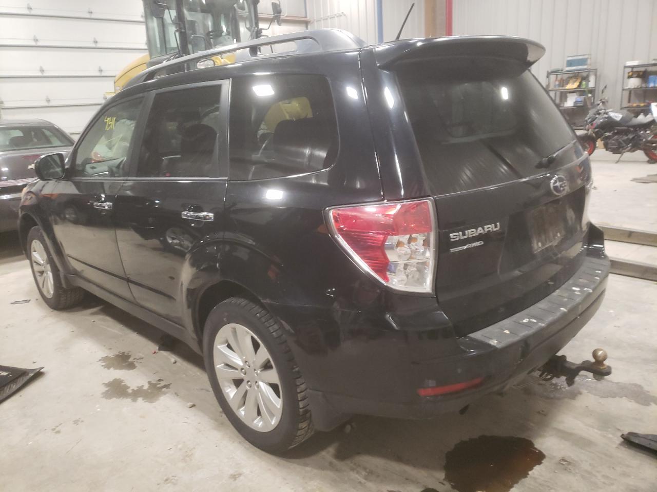 Photo 3 from auction – 2011 SUBARU FORESTER 2 with VIN JF2SHBDC1BH744083