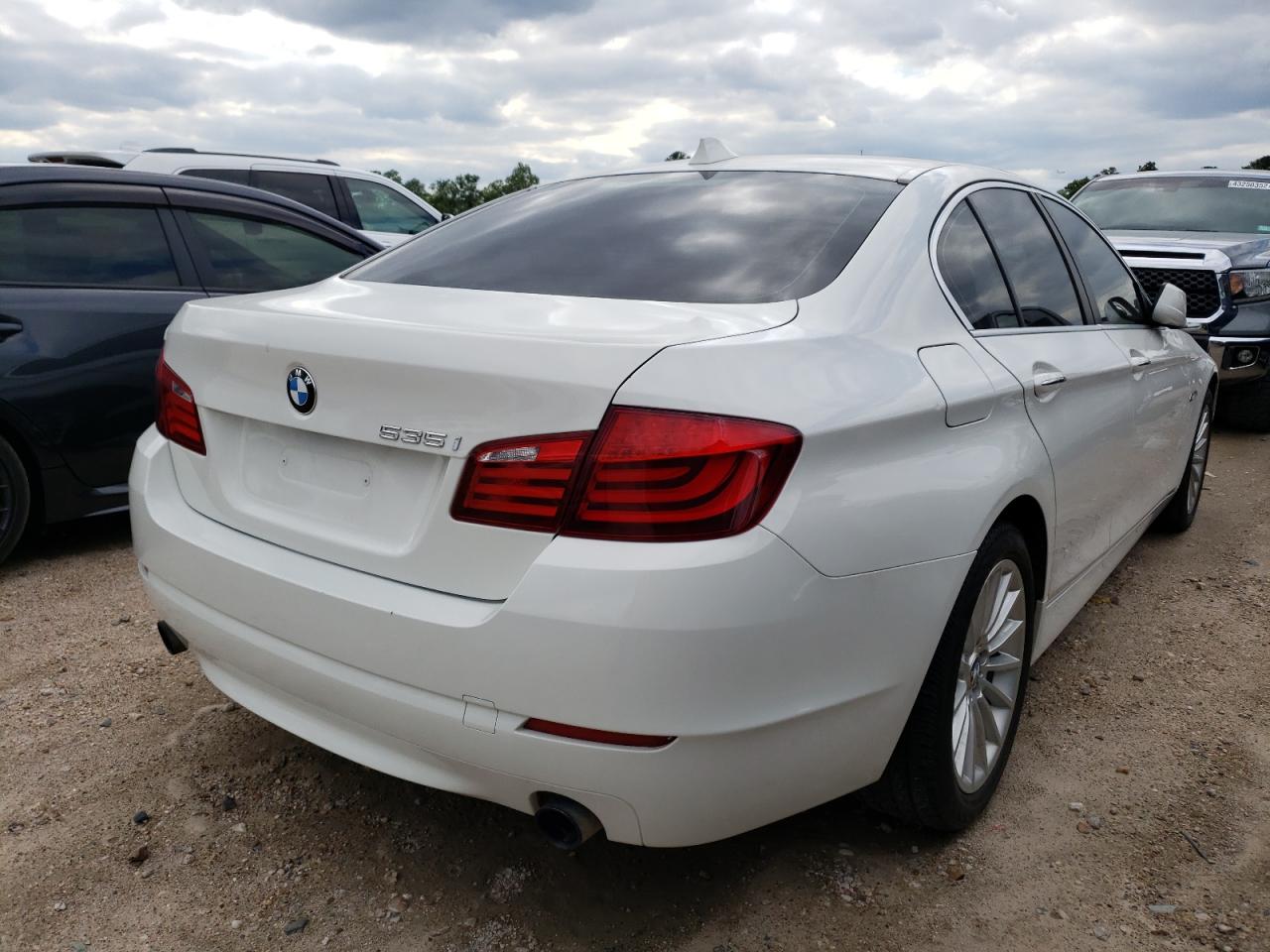 Photo 4 from auction – 2011 BMW 535 I with VIN WBAFR7C59BC800844
