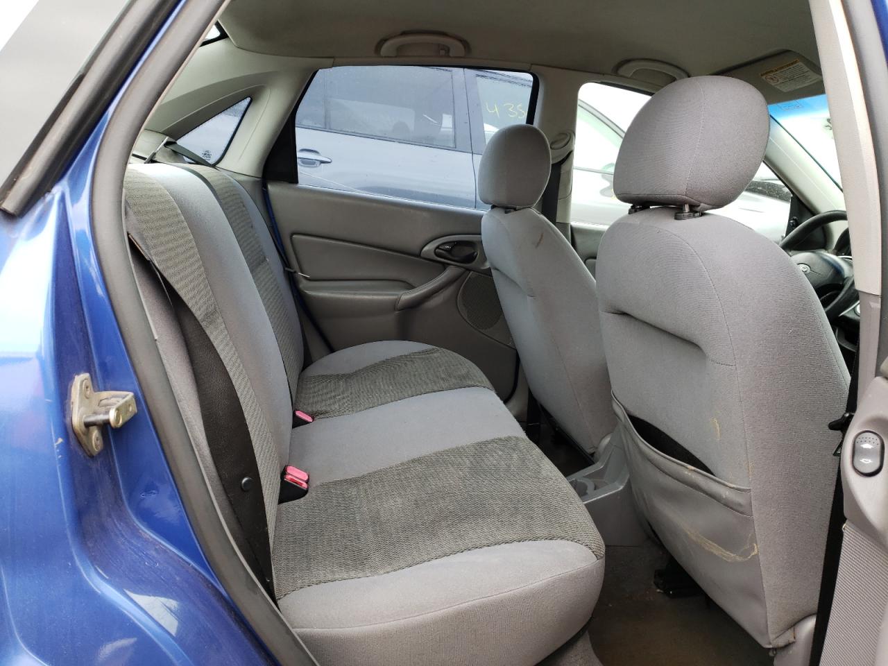 Photo 6 from auction – 2004 FORD FOCUS SE C with VIN 1FAFP34344W115558
