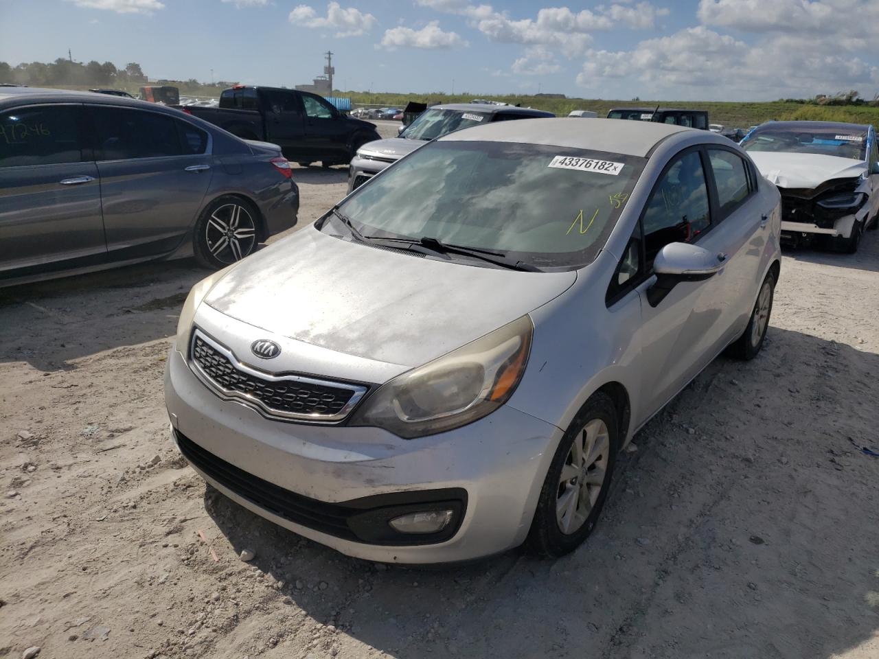 Photo 2 from auction – 2015 KIA RIO EX with VIN KNADN4A32F6459293