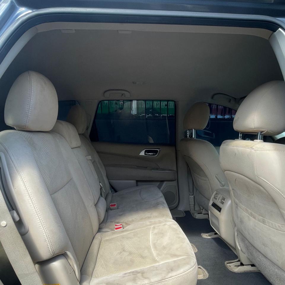 Photo 6 from auction – 2015 NISSAN PATHFINDER with VIN 5N1AR2MN1FC706067