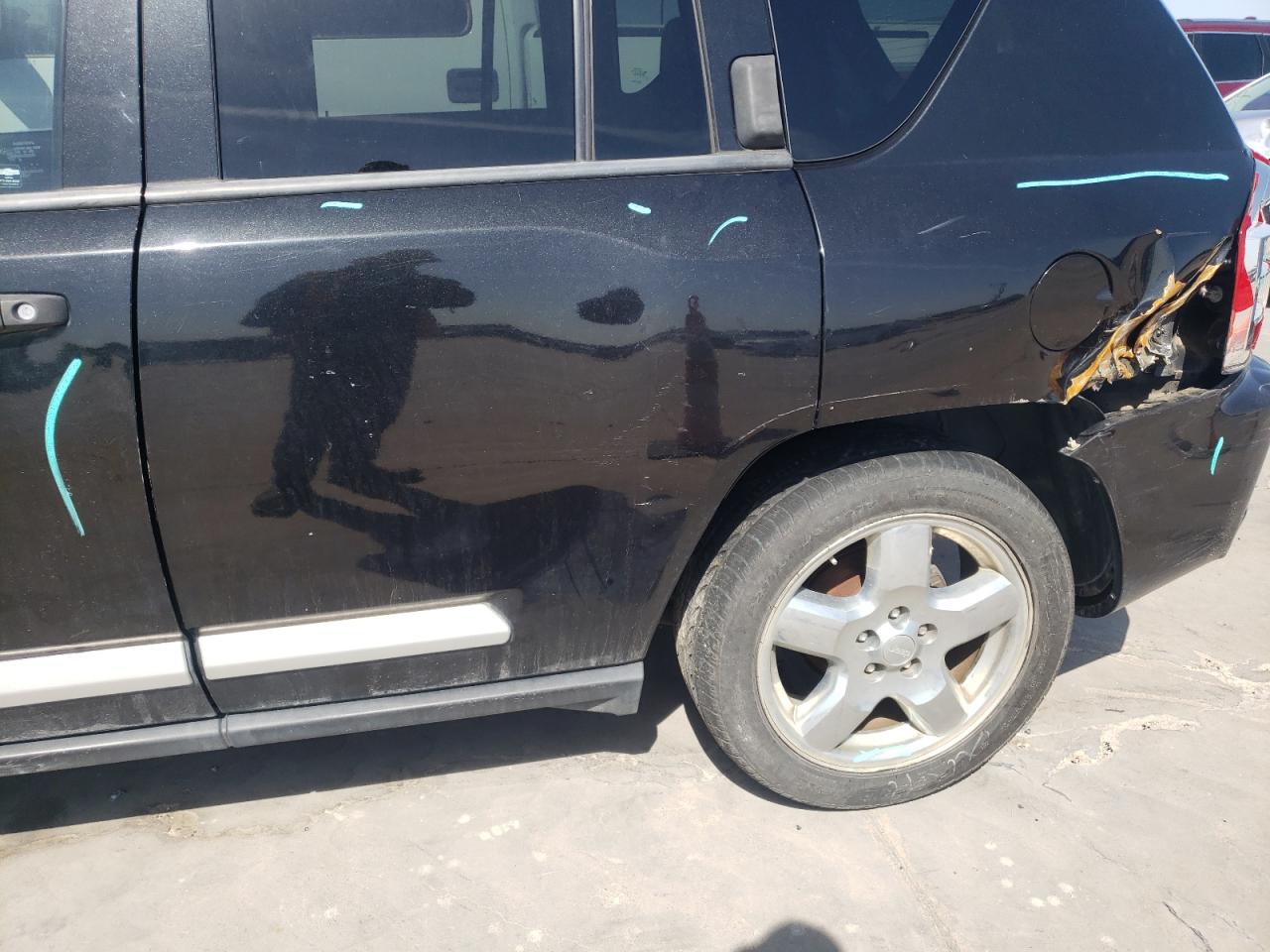 Photo 9 from auction – 2008 JEEP COMPASS LI with VIN 1J8FT57W78D651874