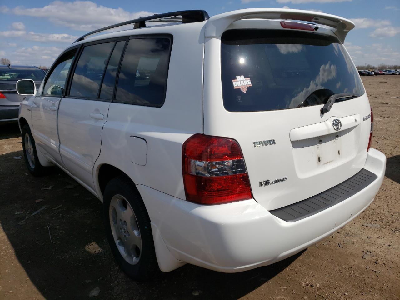 Photo 3 from auction – 2004 TOYOTA HIGHLANDER with VIN JTEEP21A840042745