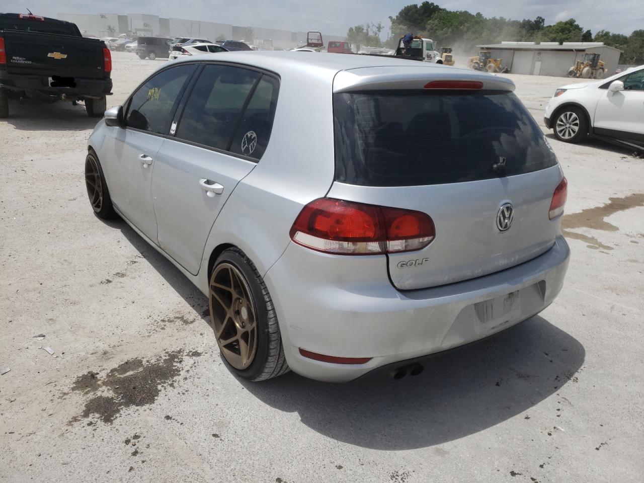 Photo 3 from auction – 2013 VOLKSWAGEN GOLF with VIN WVWDB7AJ2DW127461