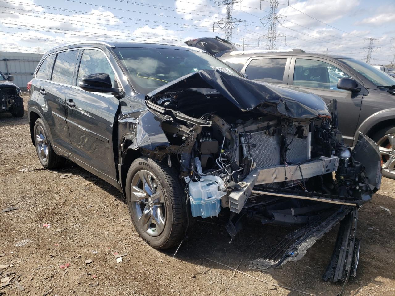 TOYOTA HIGHLANDER 2018 with VIN 5TDDZRFH9JS868943 - Photo from auction