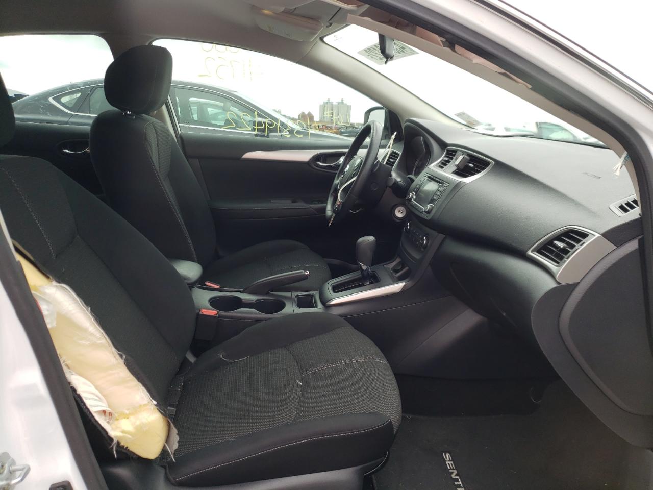 Photo 5 from auction – 2018 NISSAN SENTRA S with VIN 3N1AB7AP1JY338276