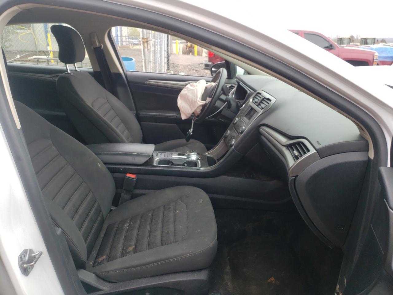 Photo 5 from auction – 2018 FORD FUSION SE with VIN 3FA6P0LU0JR168782