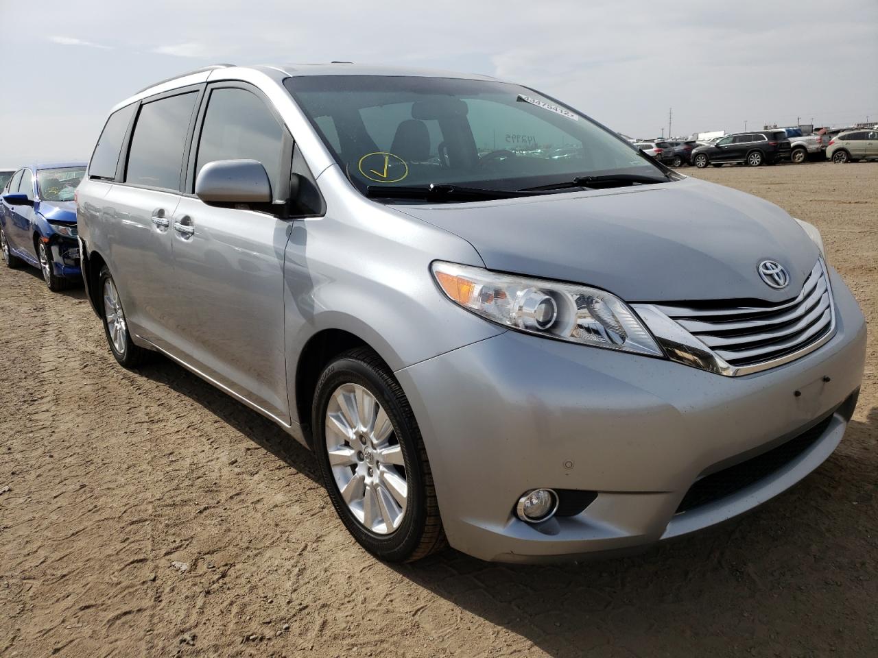 TOYOTA SIENNA XLE 2011 with VIN 5TDDK3DC7BS024619 - Photo from auction