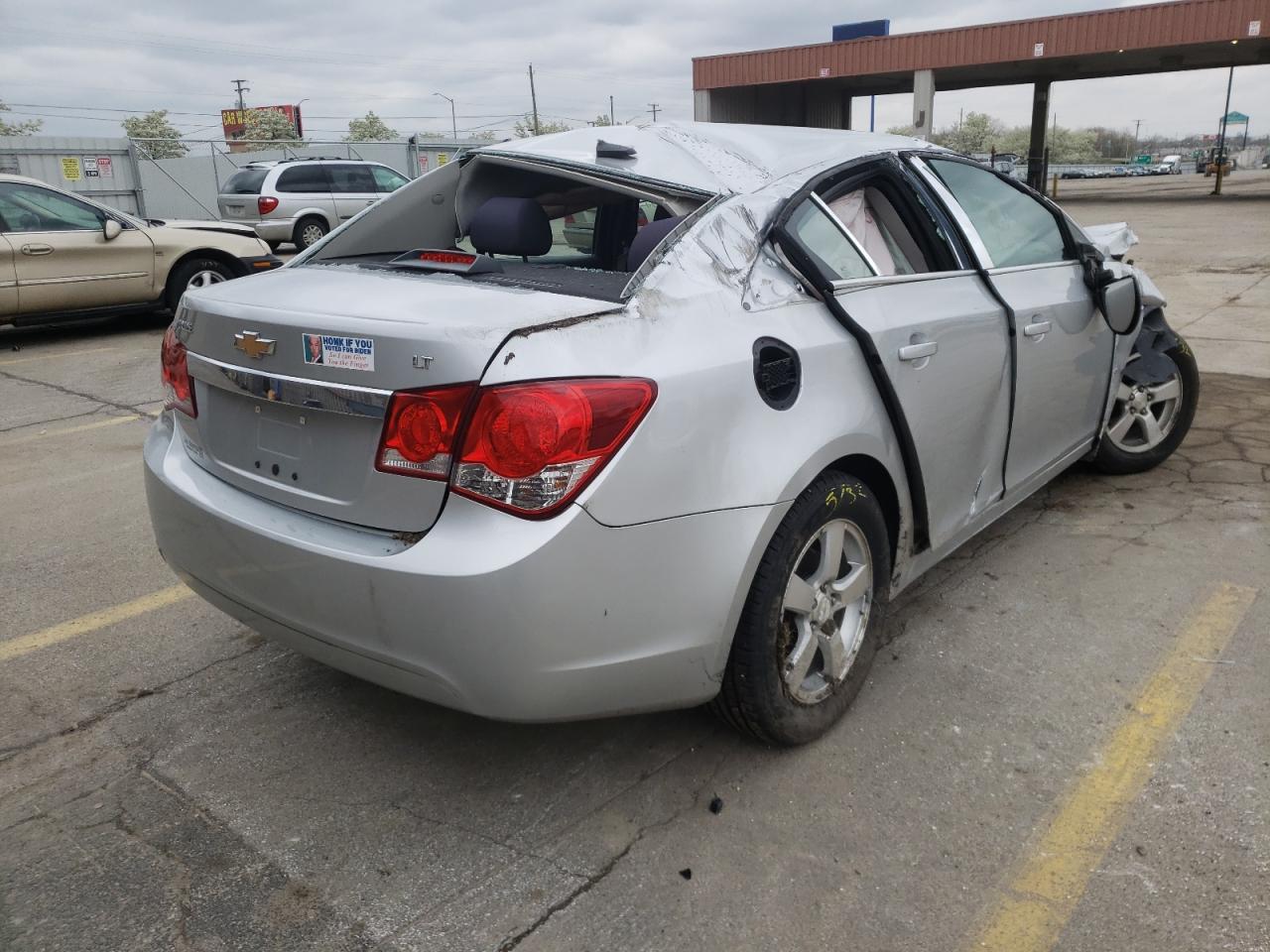 Photo 4 from auction – 2014 CHEVROLET CRUZE with VIN 1G1PC5SB8E7346824