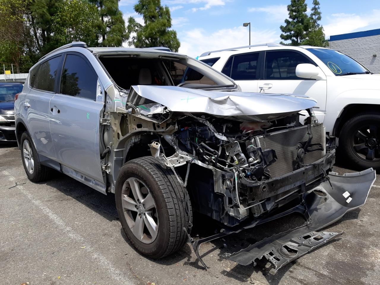 Photo 1 from auction – 2013 TOYOTA RAV4 XLE with VIN 2T3WFREV9DW040760