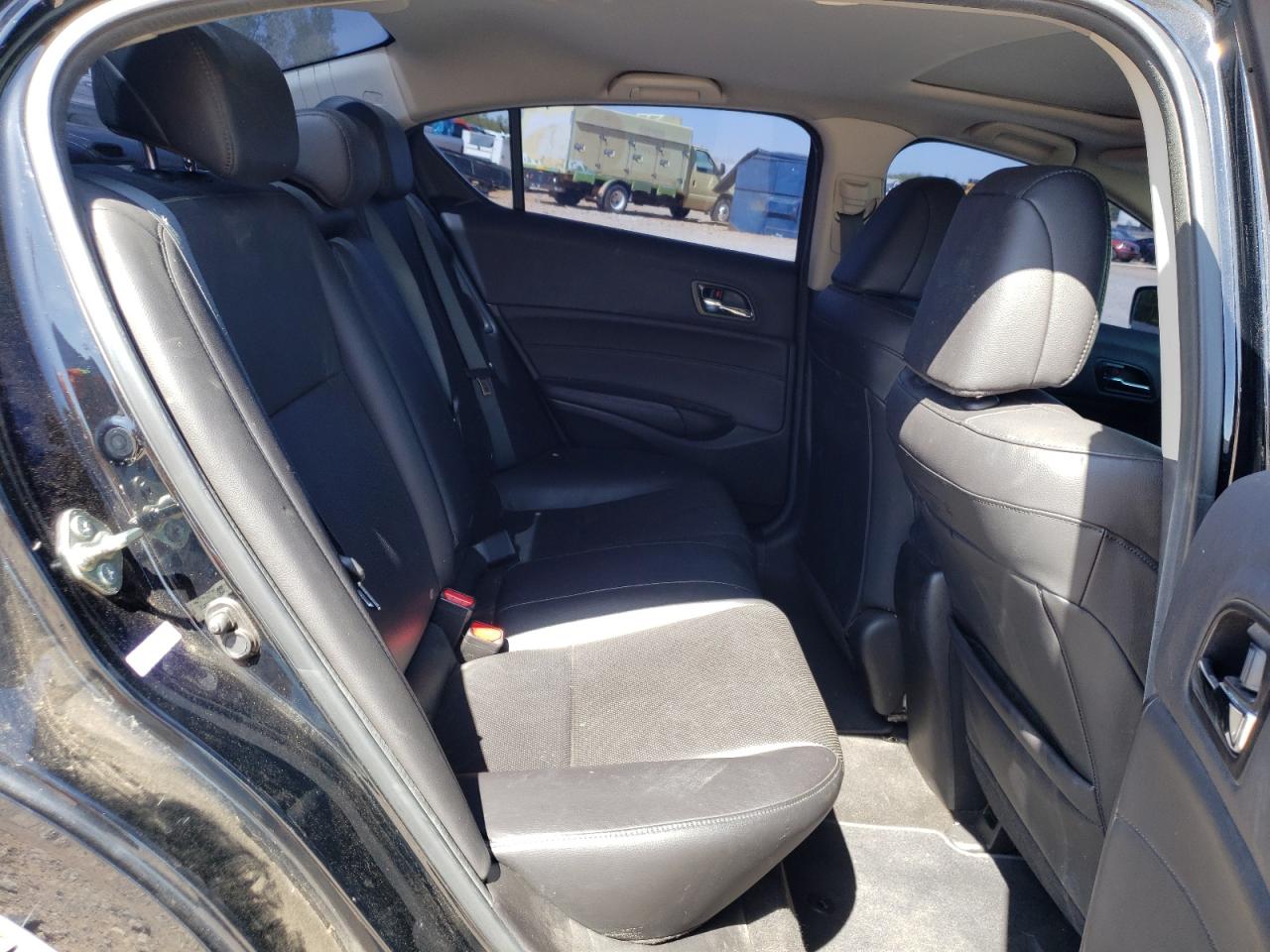 Photo 6 from auction – 2013 ACURA ILX HYBRID with VIN 19VDE3F75DE302379