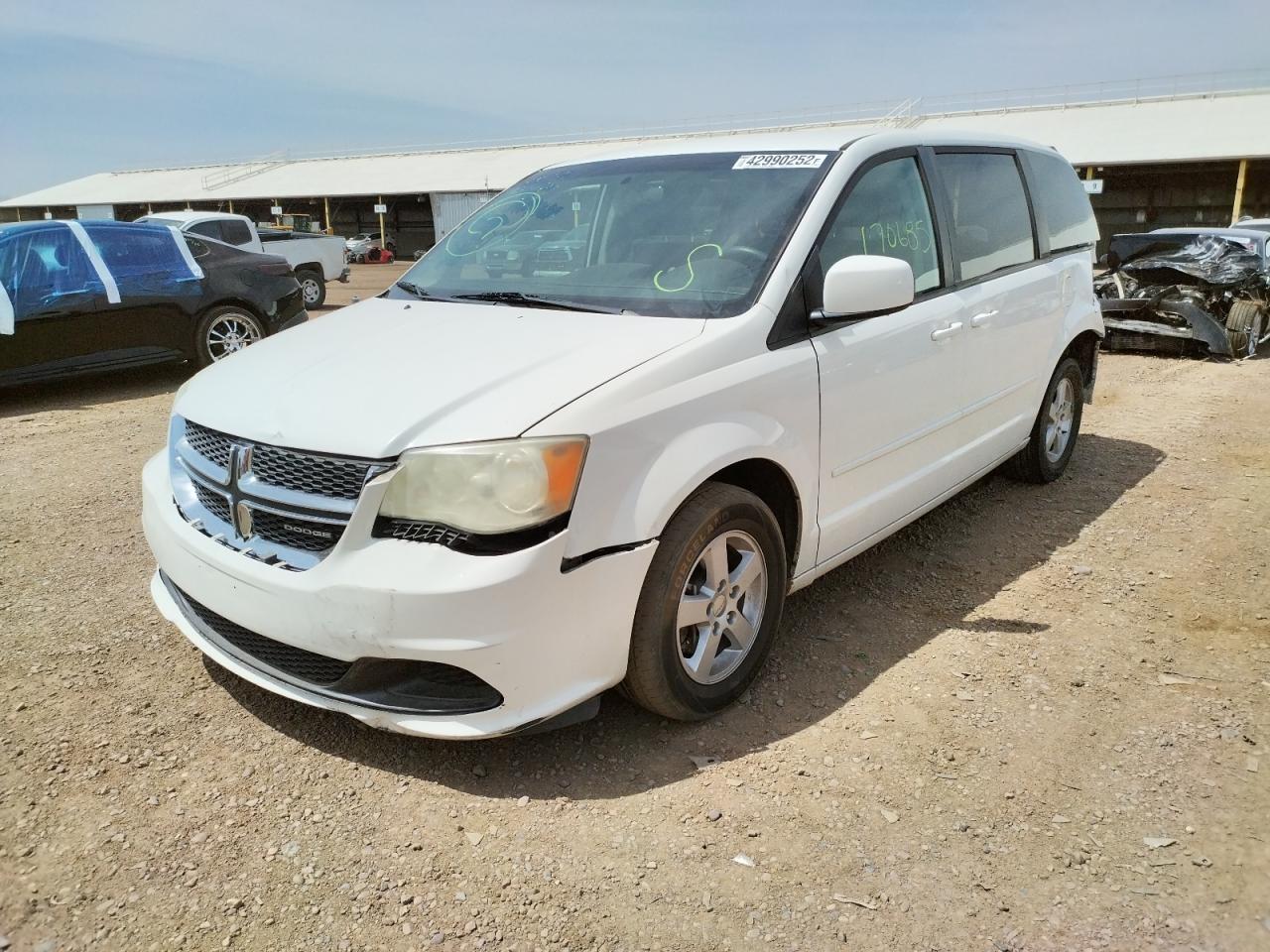 Photo 2 from auction – 2011 DODGE GRAND CARA with VIN 2D4RN3DGXBR626880