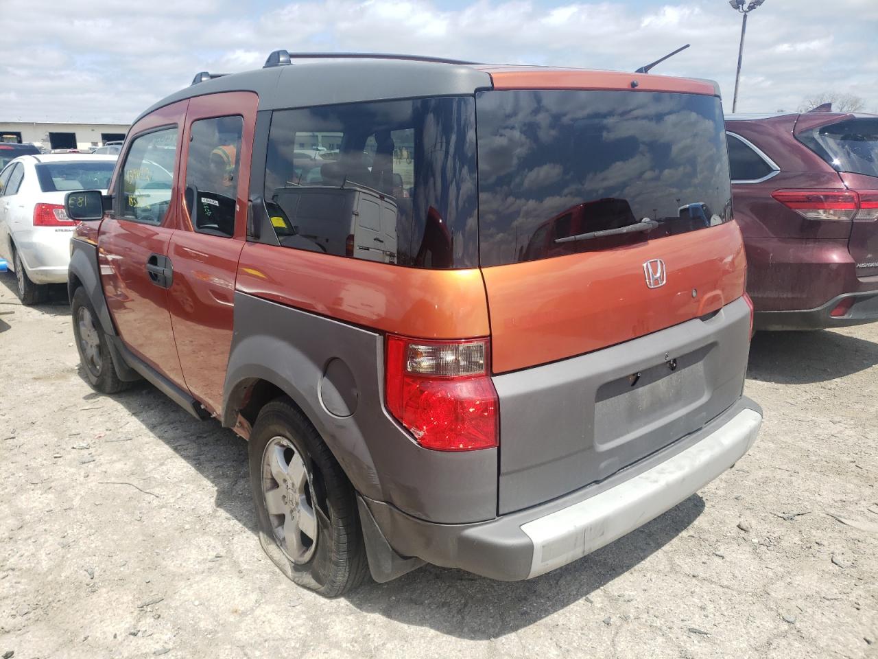 Zdjęcie 3 z aukcji – 2003 HONDA ELEMENT EX z VIN 5J6YH28543L020451