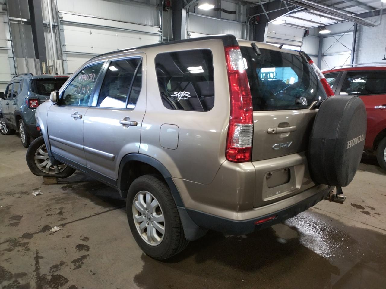 Photo 3 from auction – 2005 HONDA CR-V SE with VIN JHLRD78955C031017