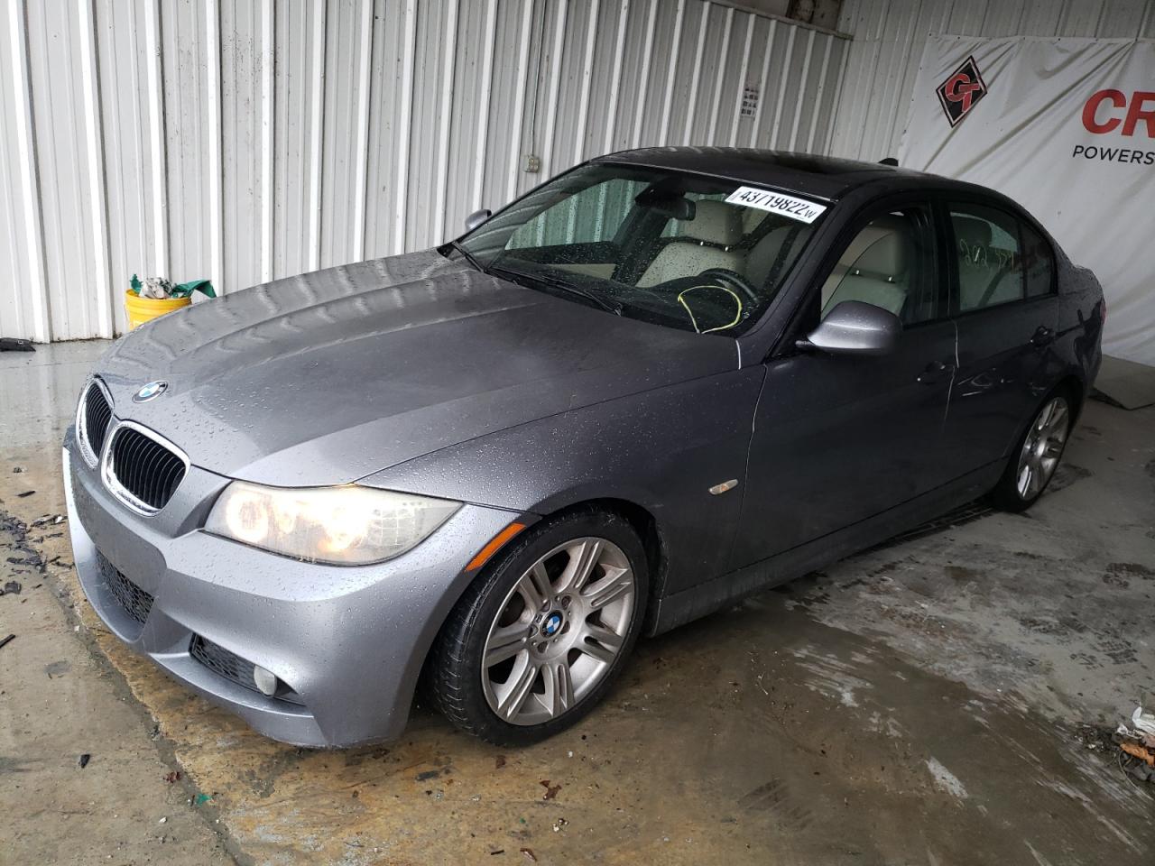 Photo 2 from auction – 2010 BMW 328 I with VIN WBAPH7G53ANM52513