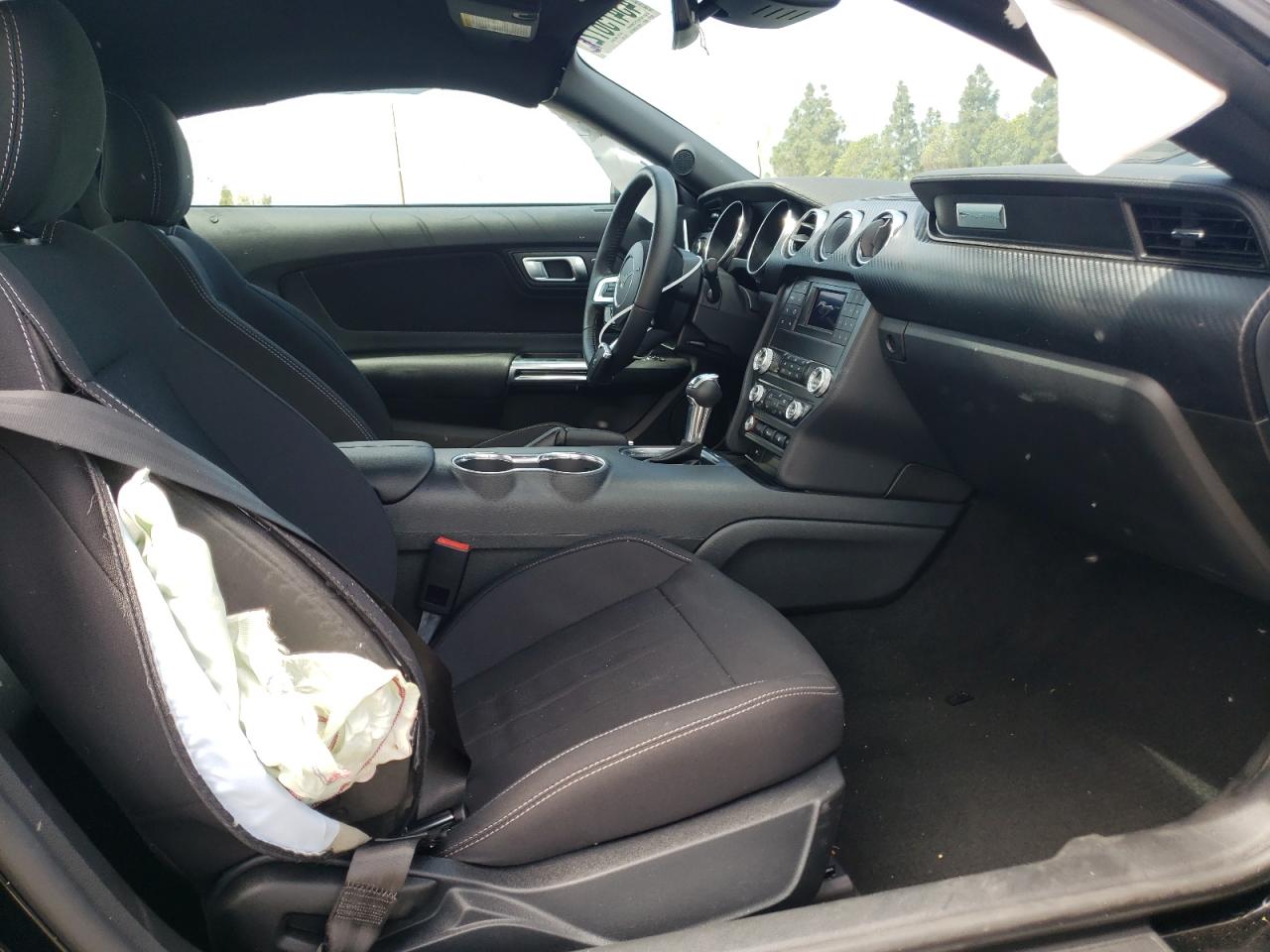 Photo 5 from auction – 2021 FORD MUSTANG with VIN 1FA6P8TH2M5156142