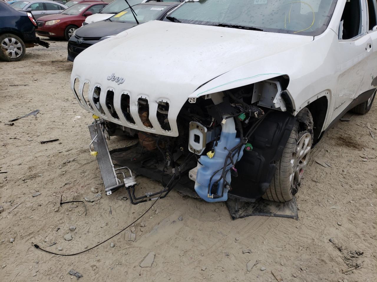 Photo 9 from auction – 2015 JEEP CHEROKEE L with VIN 1C4PJMCS4FW758669