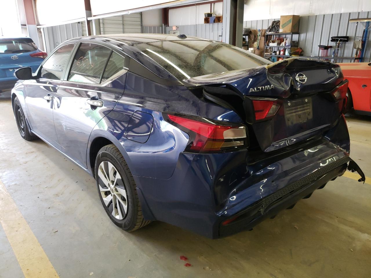 Photo 3 from auction – 2019 NISSAN ALTIMA S with VIN 1N4BL4BV6KC121834