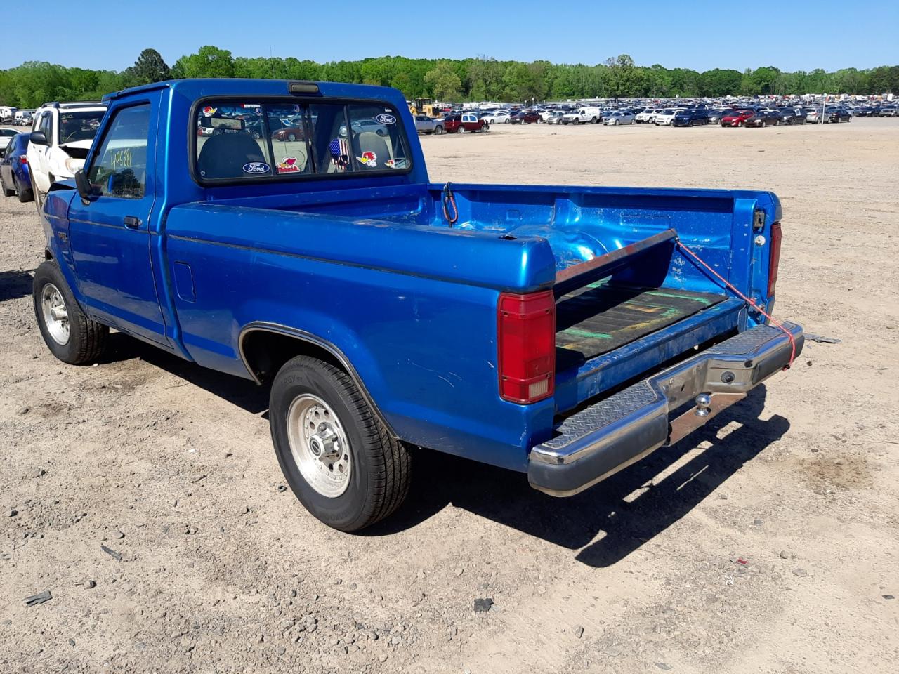 Photo 3 from auction – 1992 FORD RANGER with VIN 1FTCR10A2NUD14038