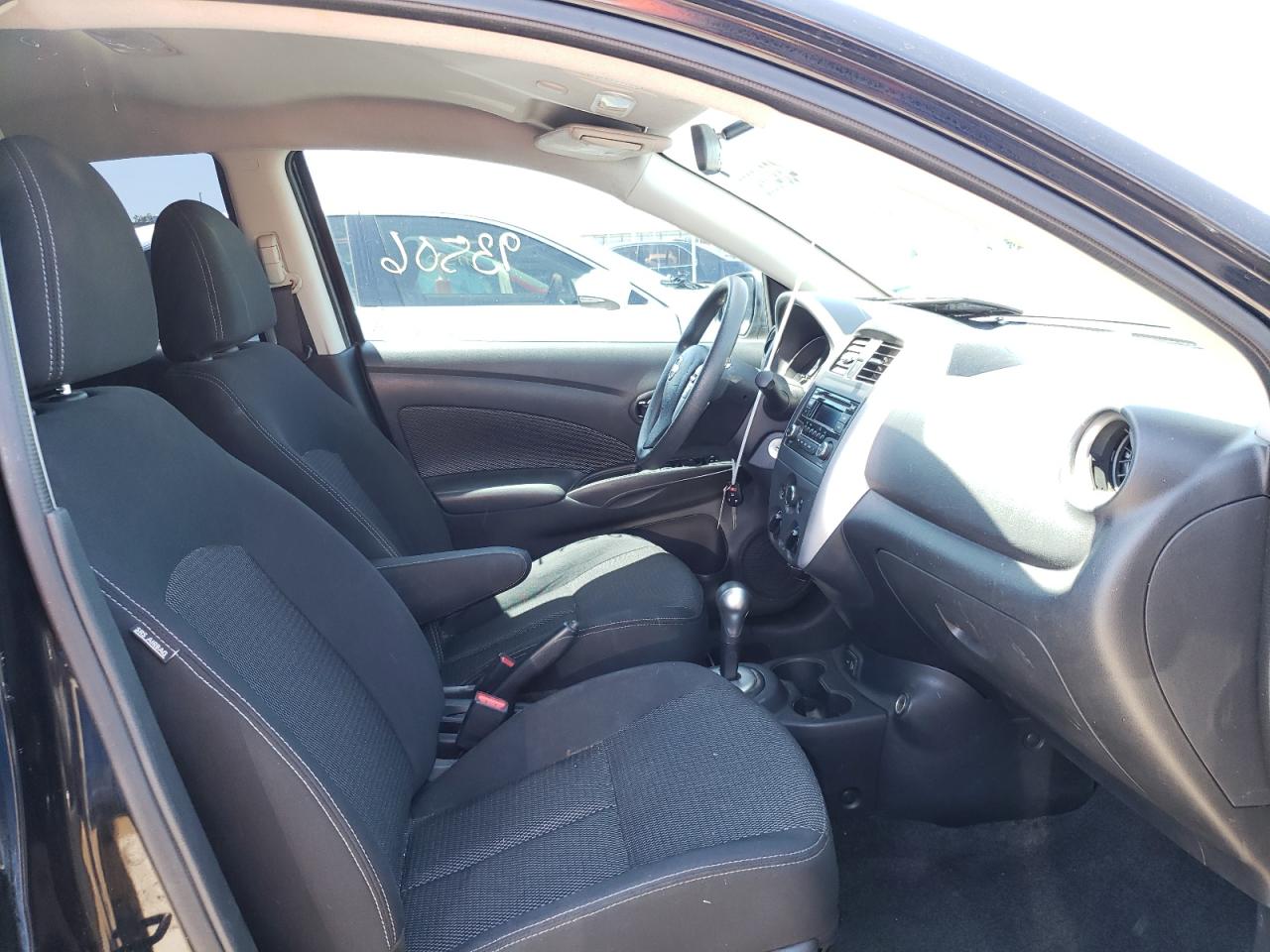 Photo 5 from auction – 2017 NISSAN VERSA S with VIN 3N1CN7AP1HL808538