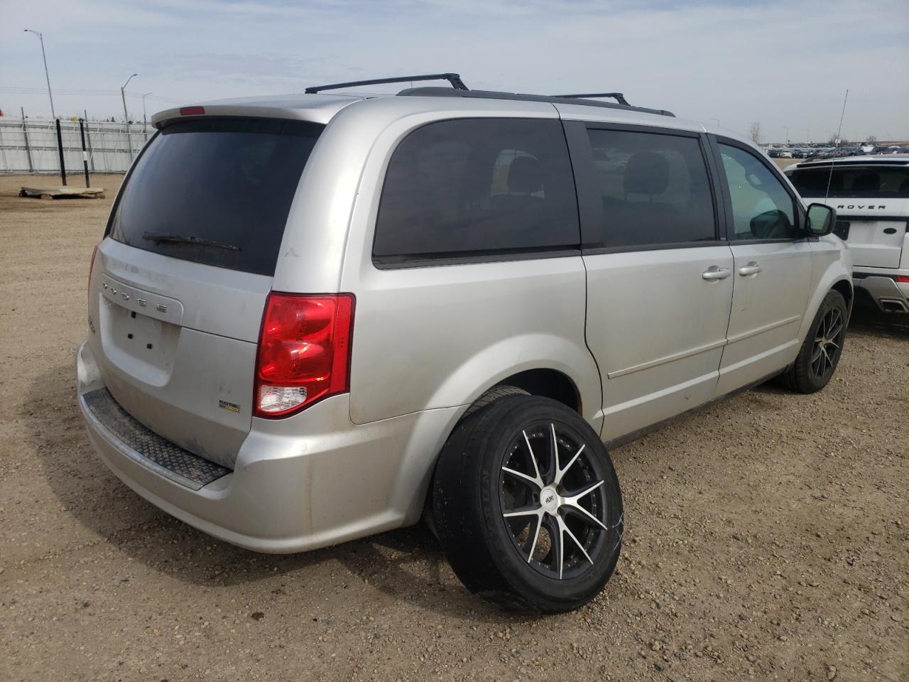 Photo 4 from auction – 2011 DODGE GRAND CARA with VIN 2D4RN4DG9BR726619