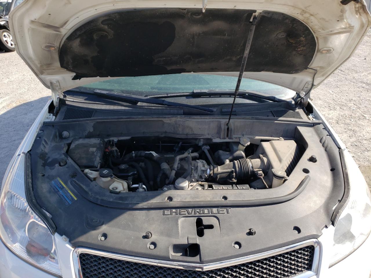 Photo 7 from auction – 2010 CHEVROLET TRAVERSE L with VIN 1GNLRFED3AS142423