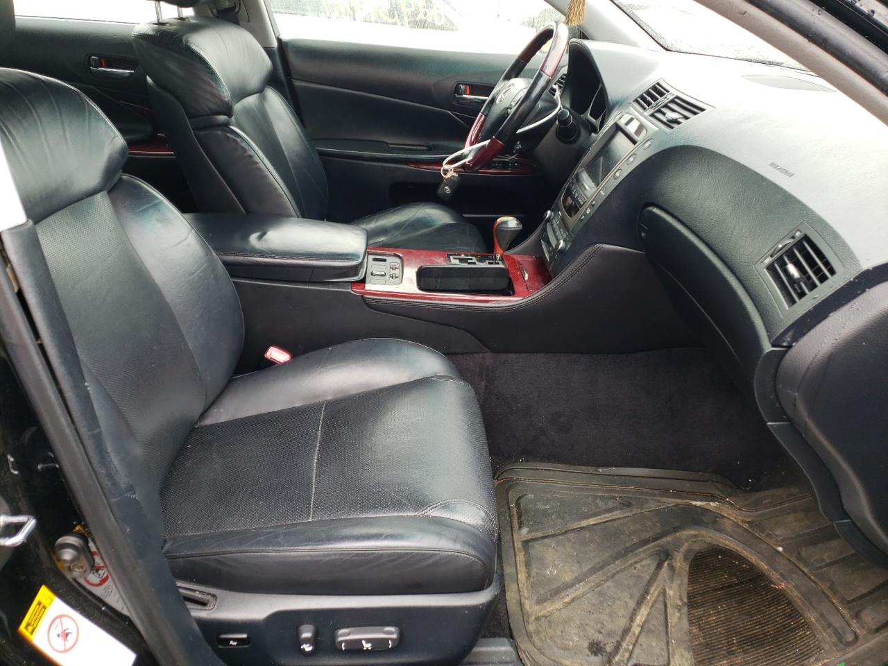Photo 5 from auction – 2006 LEXUS GS 300 with VIN JTHCH96S260013701