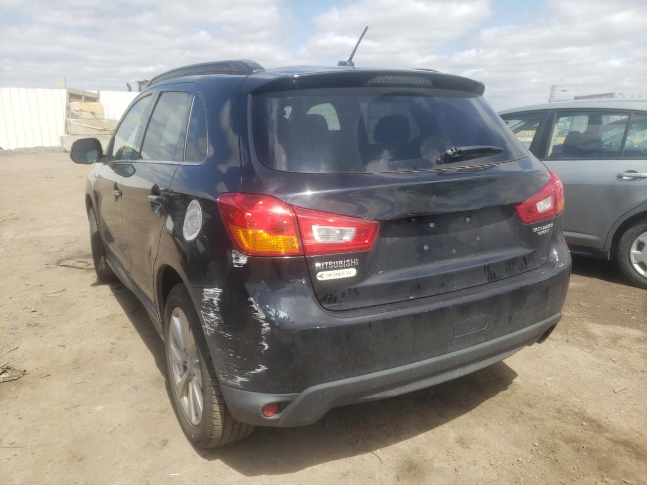 Photo 3 from auction – 2013 MITSUBISHI OUTLANDER with VIN 4A4AP4AU4DE009522