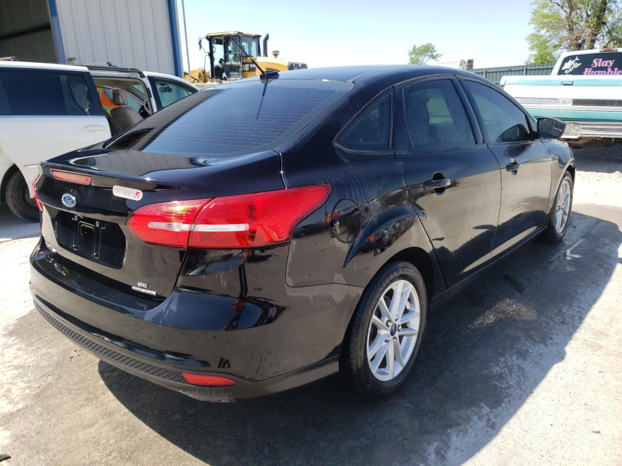 Photo 4 from auction – 2016 FORD FOCUS SE with VIN 1FADP3F22GL264603