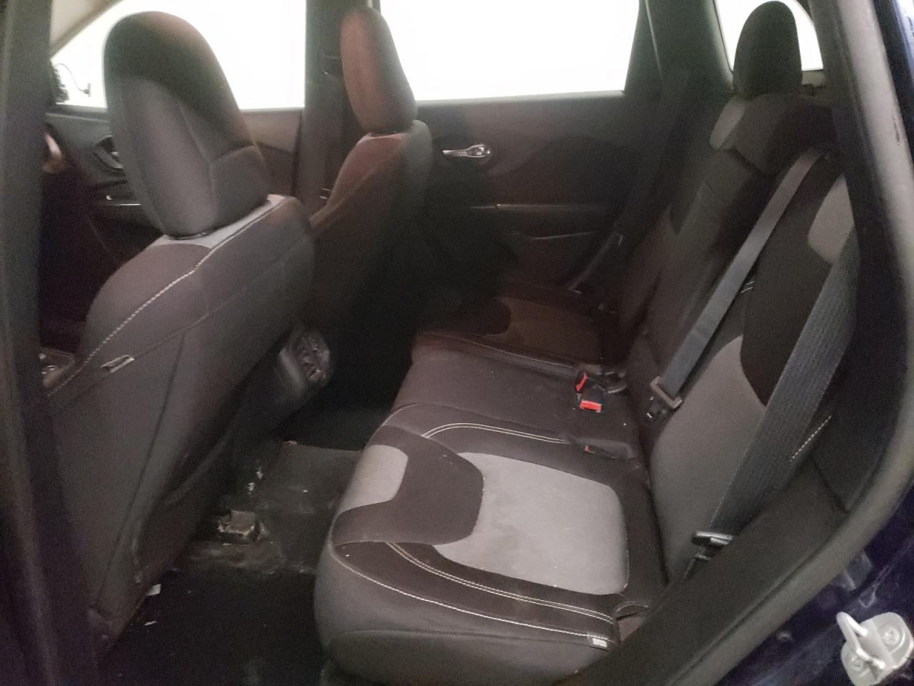 Photo 6 from auction – 2014 JEEP CHEROKEE S with VIN 1C4PJMAB3EW214732