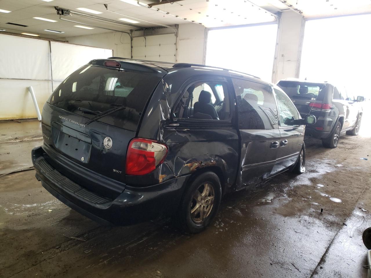 Photo 4 from auction – 2007 DODGE GRAND CARA with VIN 2D4GP44L37R269604