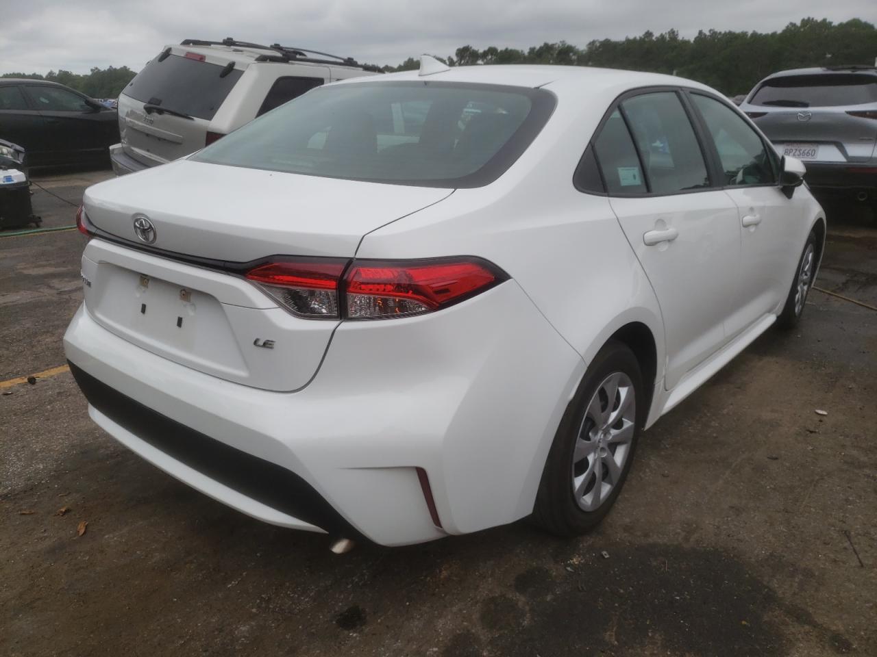 Photo 4 from auction – 2020 TOYOTA COROLLA LE with VIN 5YFEPRAE8LP075894