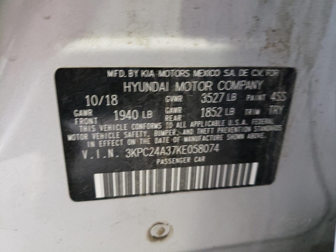 Photo 10 from auction – 2019 HYUNDAI ACCENT SE with VIN 3KPC24A37KE058074