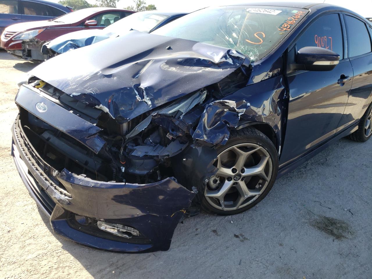 Photo 9 from auction – 2017 FORD FOCUS ST with VIN 1FADP3L93HL256593