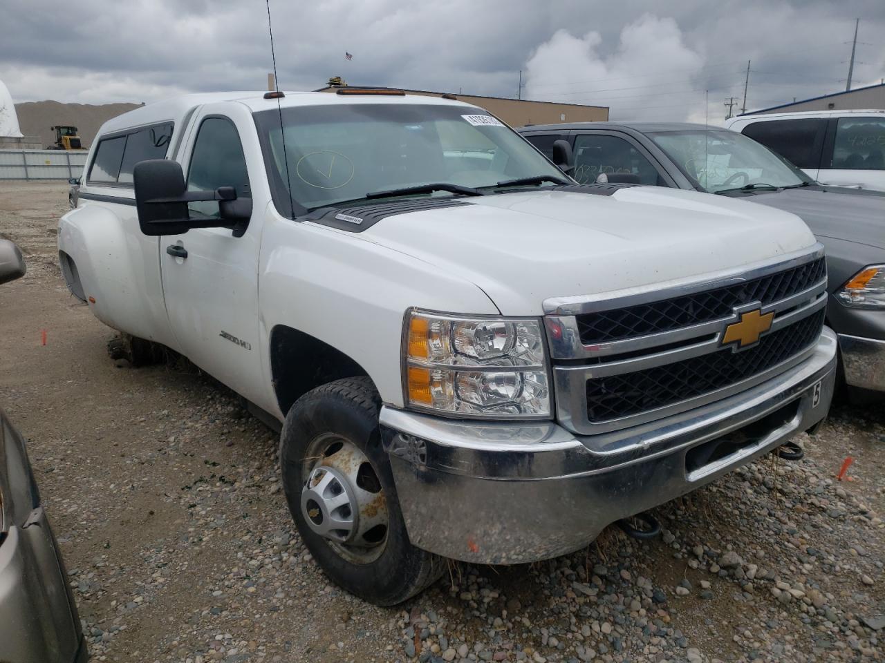 CHEVROLET SILVERADO 2013 with VIN 1GC3KZC86DF203541 - Photo from auction