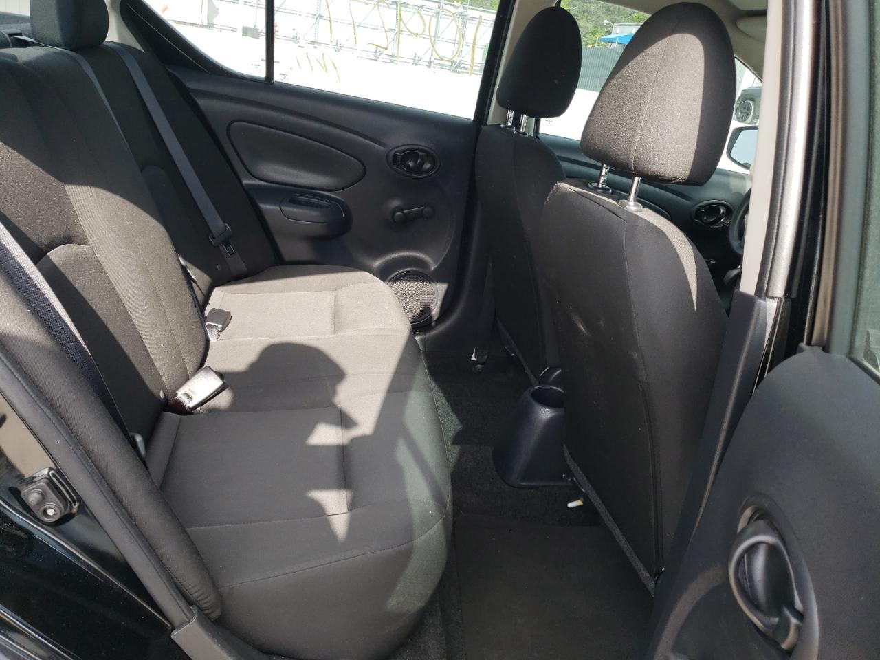Photo 6 from auction – 2019 NISSAN VERSA S with VIN 3N1CN7AP4KL809223