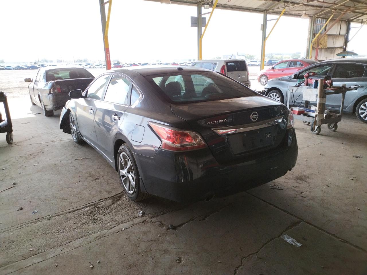 Photo 3 from auction – 2015 NISSAN ALTIMA 2.5 with VIN 1N4AL3AP2FC179230