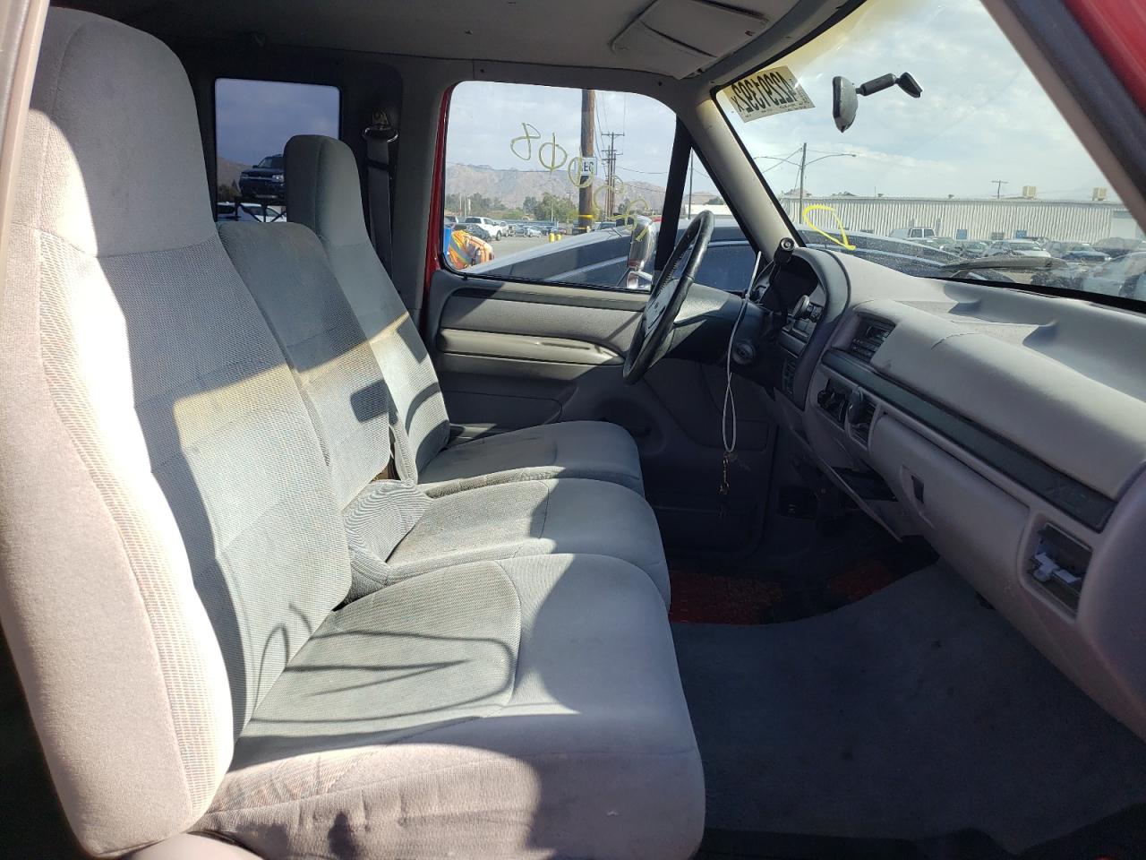 Photo 5 from auction – 1996 FORD F250 with VIN 1FTHX25H6TEB26590