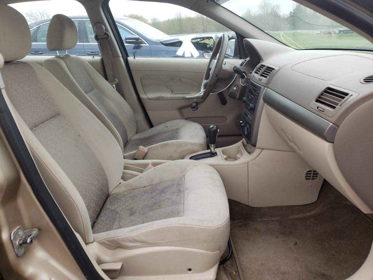 Photo 5 from auction – 2005 CHEVROLET COBALT with VIN 1G1AK52F157510572