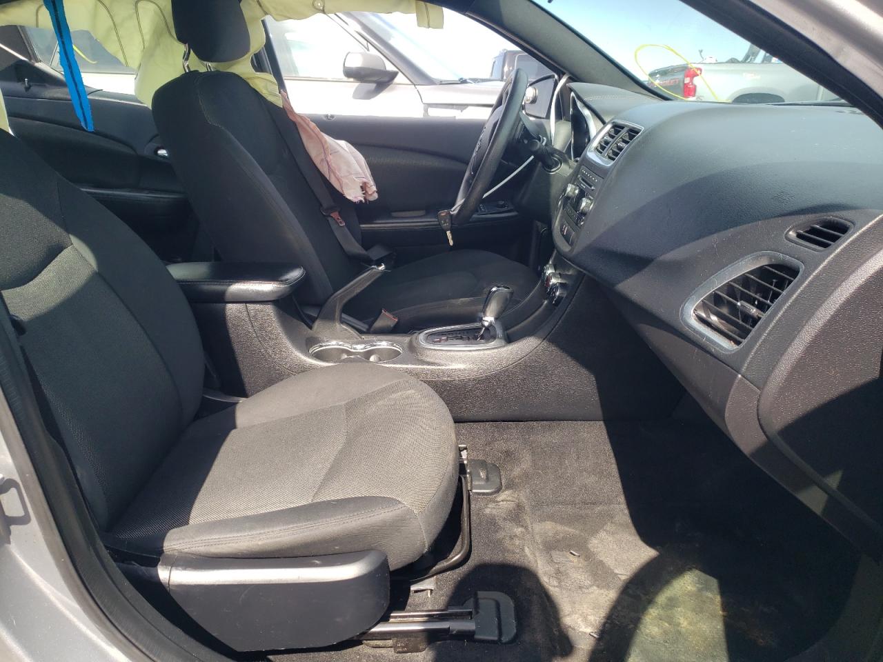 Photo 5 from auction – 2013 DODGE AVENGER SE with VIN 1C3CDZAB8DN626351