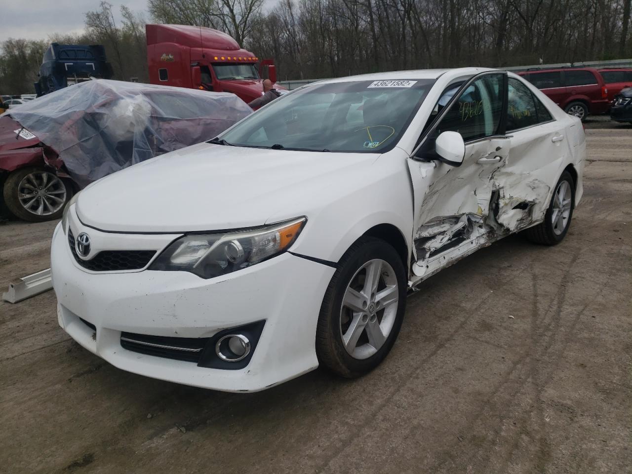 Photo 2 from auction – 2013 TOYOTA CAMRY L with VIN 4T1BF1FK2DU684310