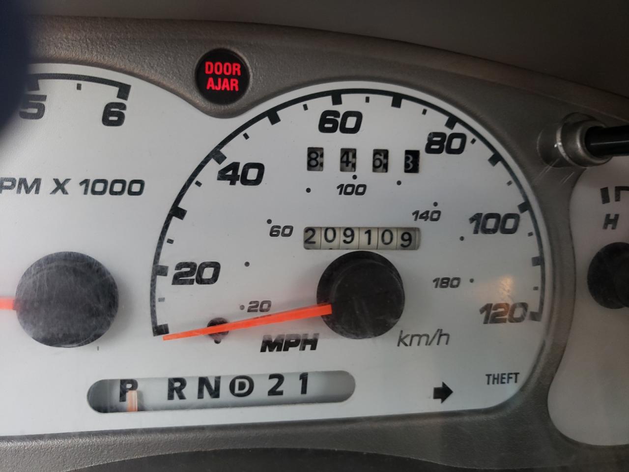 Photo 8 from auction – 2002 FORD EXPLORER S with VIN 1FMZU77E52UB71534