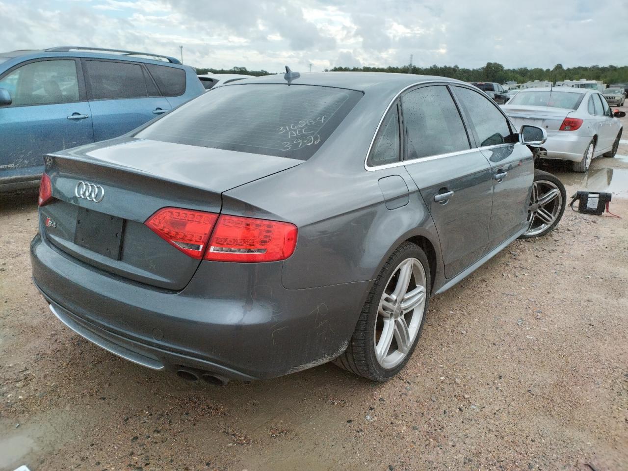 Photo 16 from auction – 2012 AUDI S4 PREMIUM with VIN WAUBGAFL1CA022998