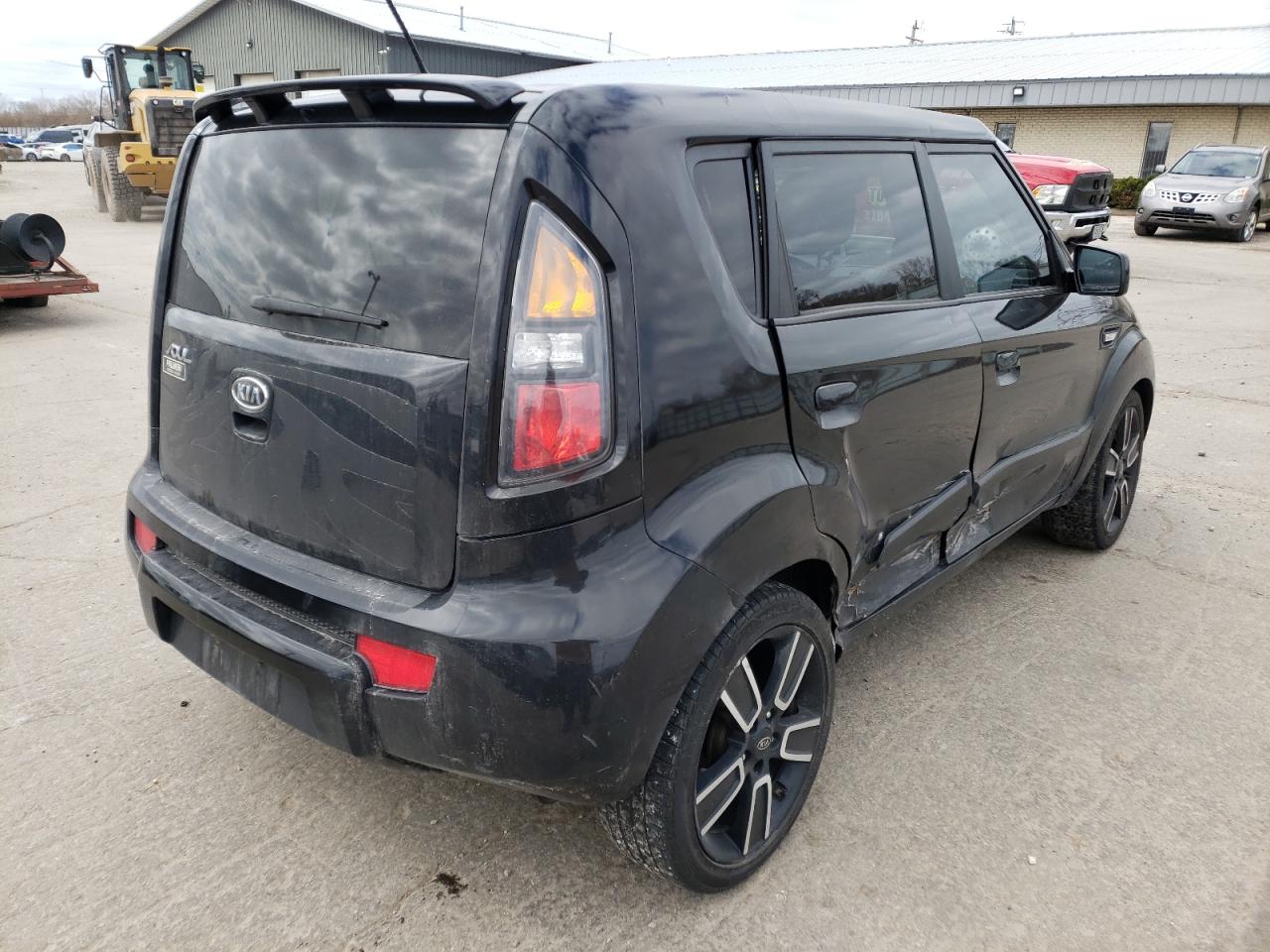 Photo 4 from auction – 2010 KIA SOUL + with VIN KNDJT2A22A7126313