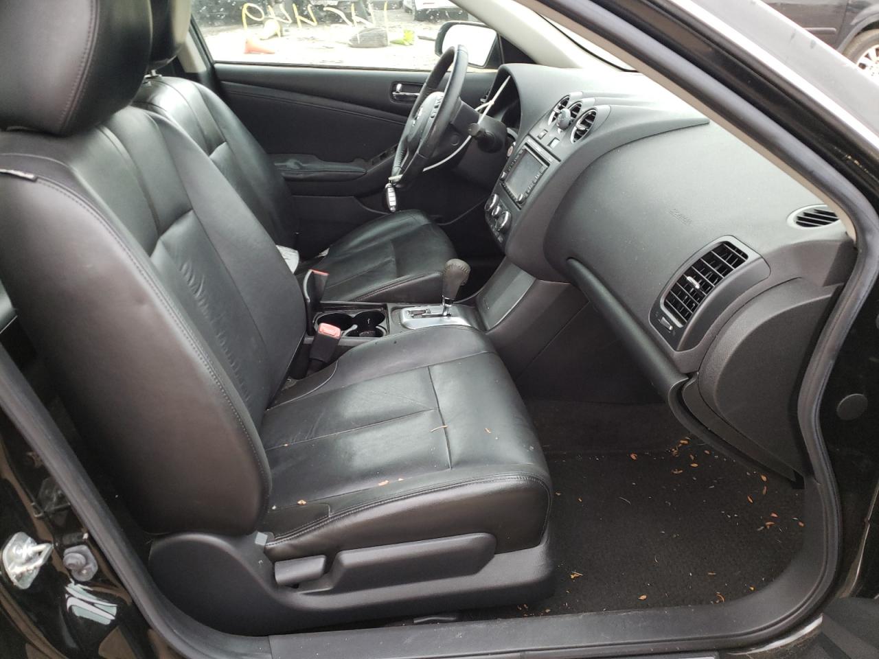 Photo 5 from auction – 2011 NISSAN ALTIMA SR with VIN 1N4BL2APXBN456347