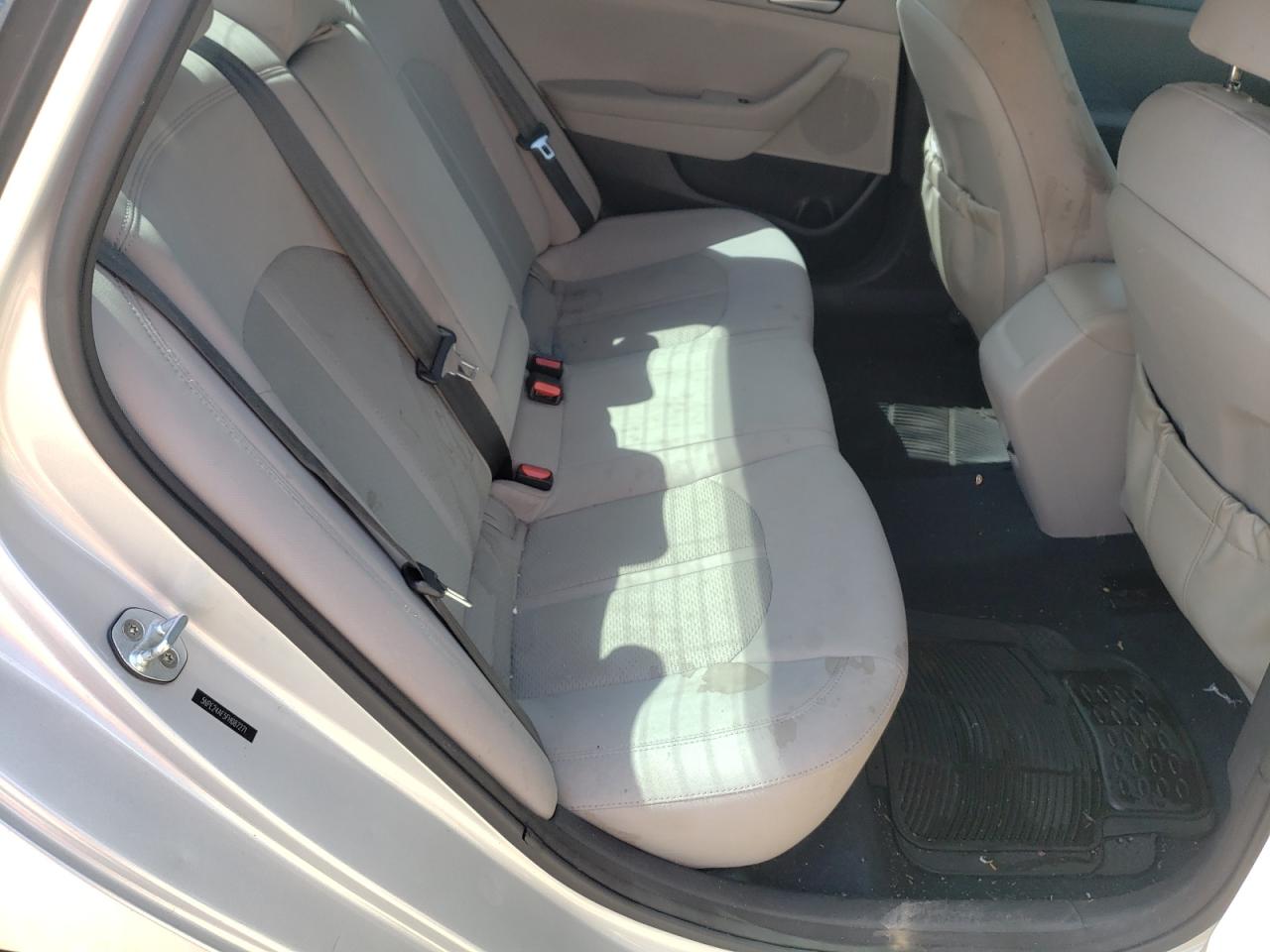 Photo 6 from auction – 2015 HYUNDAI SONATA SE with VIN 5NPE24AF5FH087271