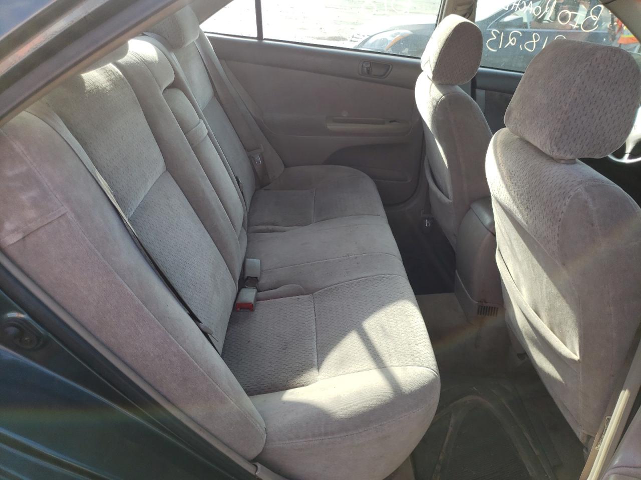 Photo 6 from auction – 2002 TOYOTA CAMRY LE with VIN 4T1BE32K82U595021