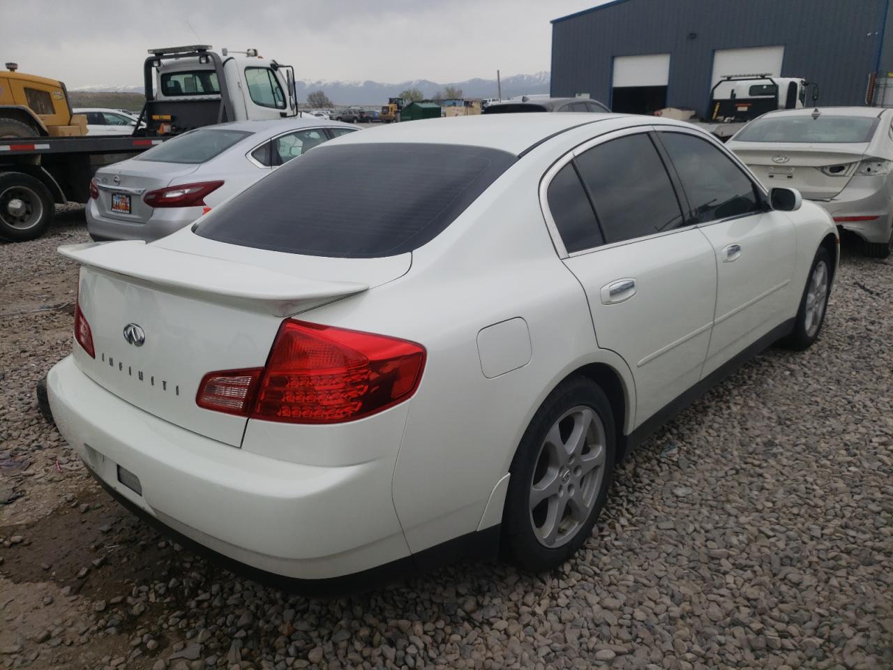 Photo 4 from auction – 2004 INFINITI G35 with VIN JNKCV51F74M718172