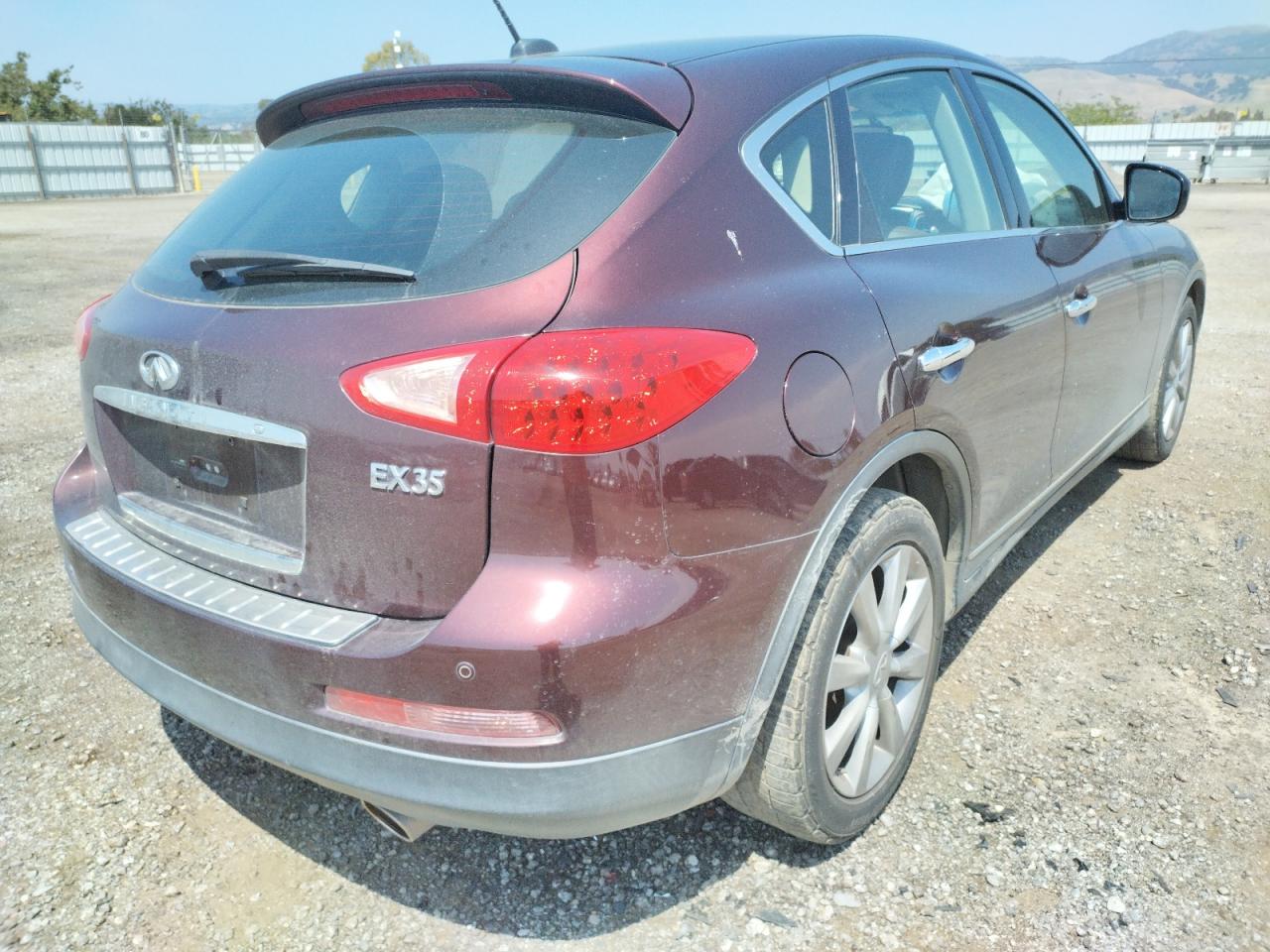 Photo 4 from auction – 2011 INFINITI EX35 BASE with VIN JN1AJ0HP1BM801800